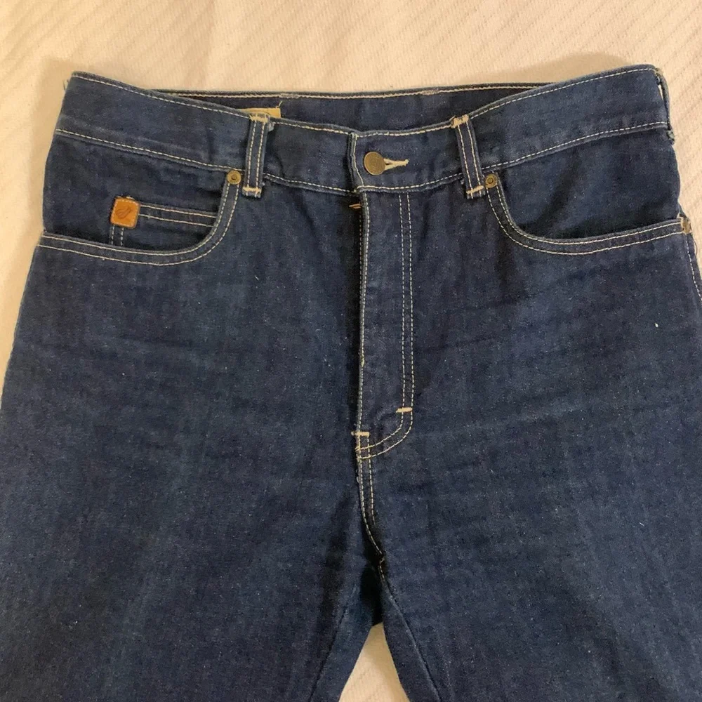 Jesse Jeans in Dark Blue - Picture 2 of 5